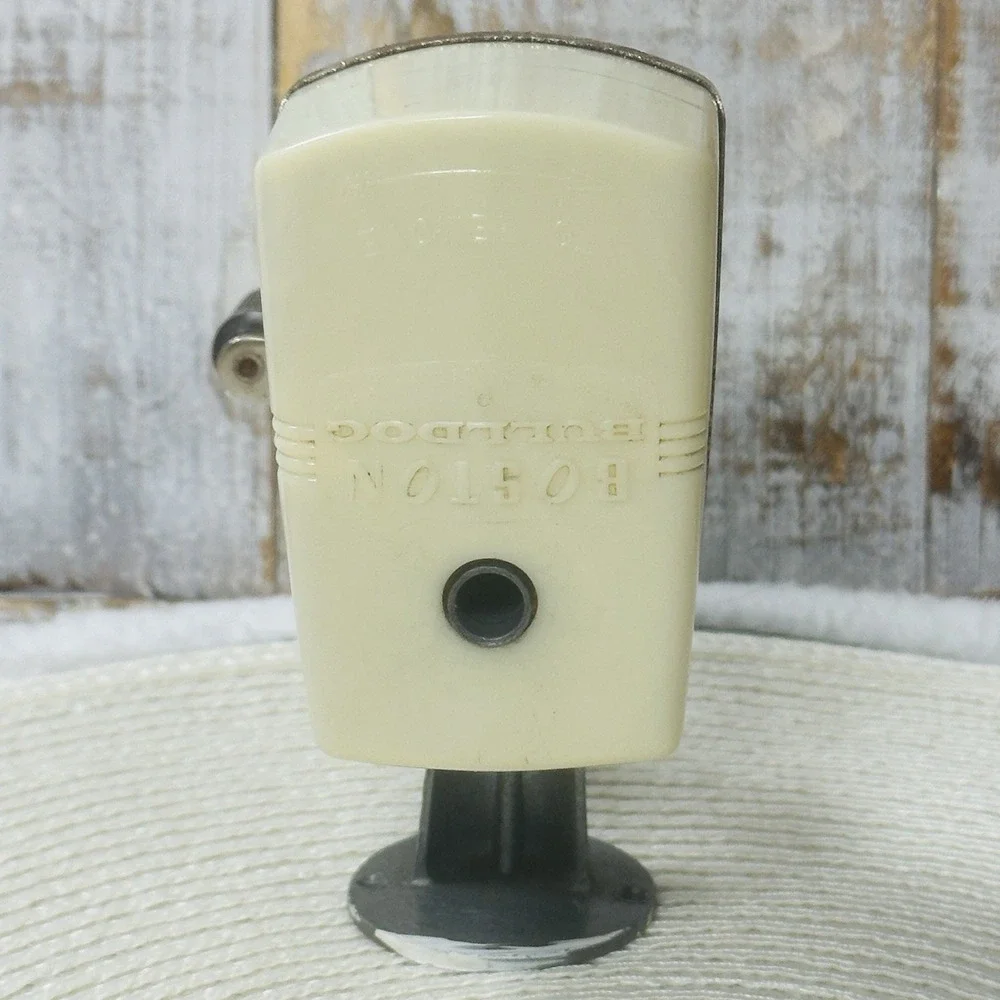 Boston Bulldog‎ Vintage Pencil Sharpener White Hopper Gray Hammertone Working